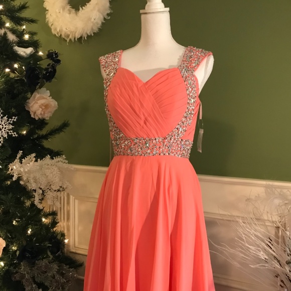Coral Pink Formal evening prom gown Pink - Picture 3 of 6